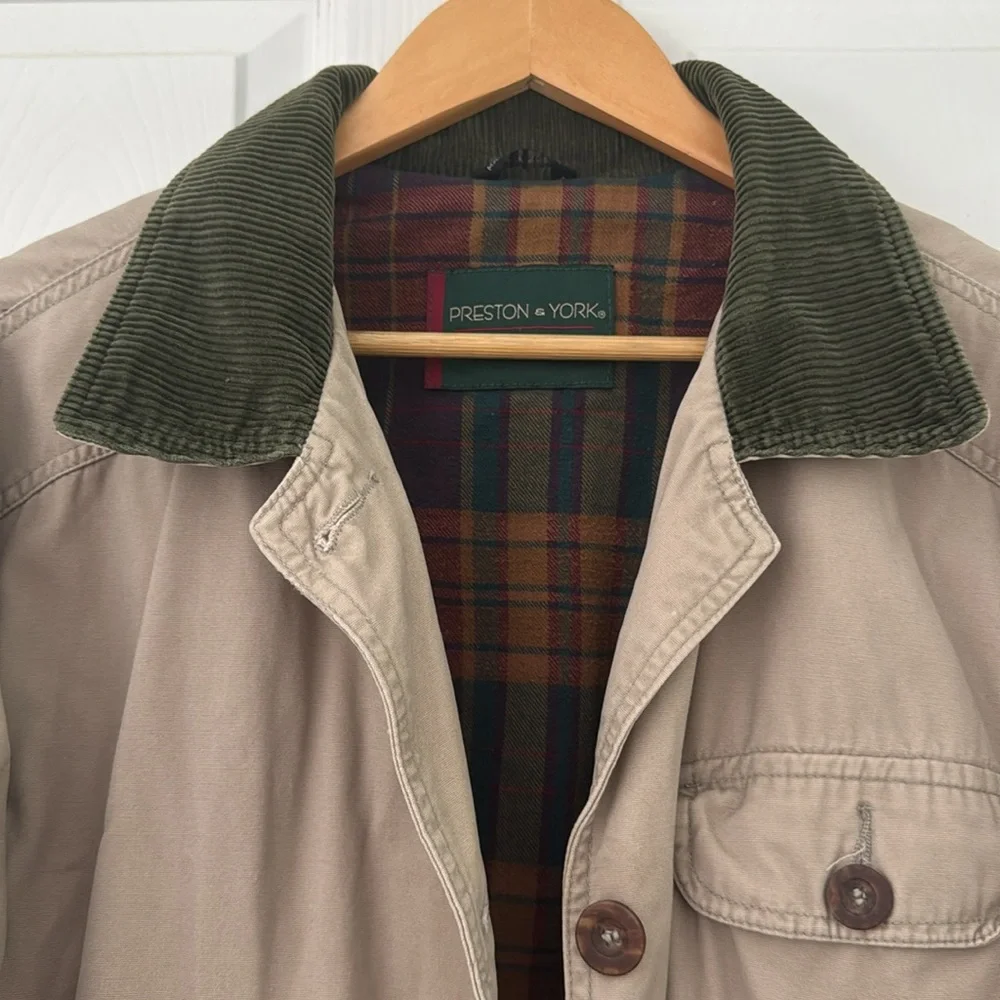 Vintage Khaki Barn Coat with Green Corduroy collar - Picture 2 of 5